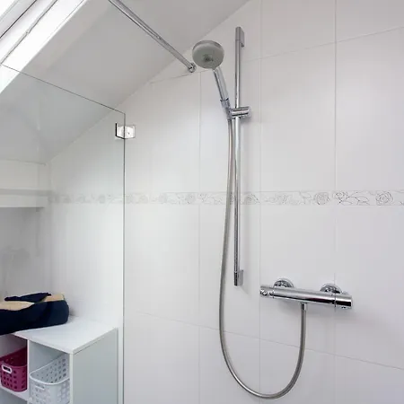 펜션 Modern Holiday Home In Noordwijk By The Forest *