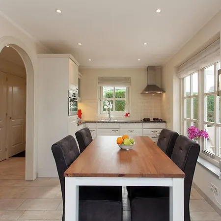 Ferienhaus Modern Holiday Home In Noordwijk By The Forest *