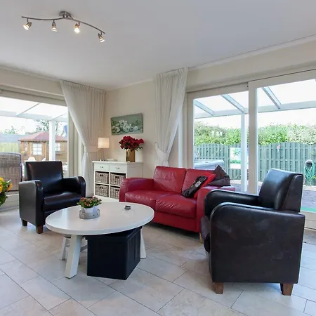 Modern Holiday Home In Noordwijk By The Forest
